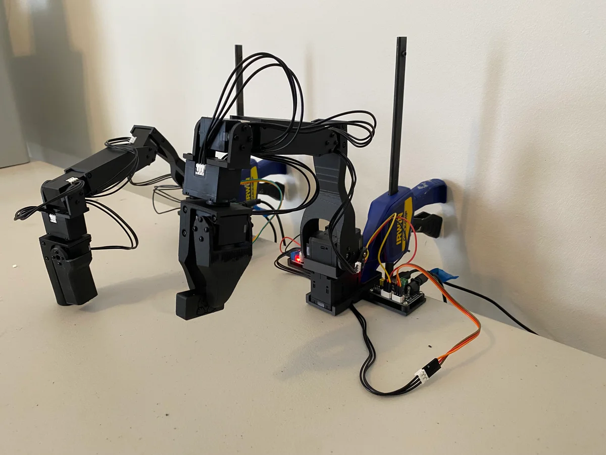 Koch v1.1 Teleop Arm — Arm Robots