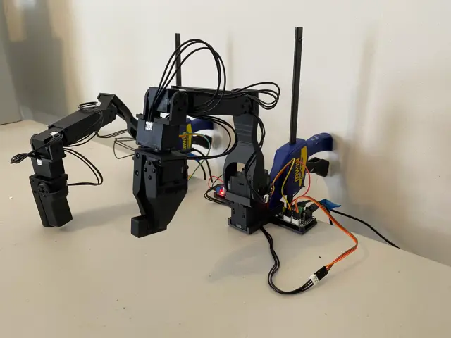 Koch v1.1 Teleop Arm — Arm Robots