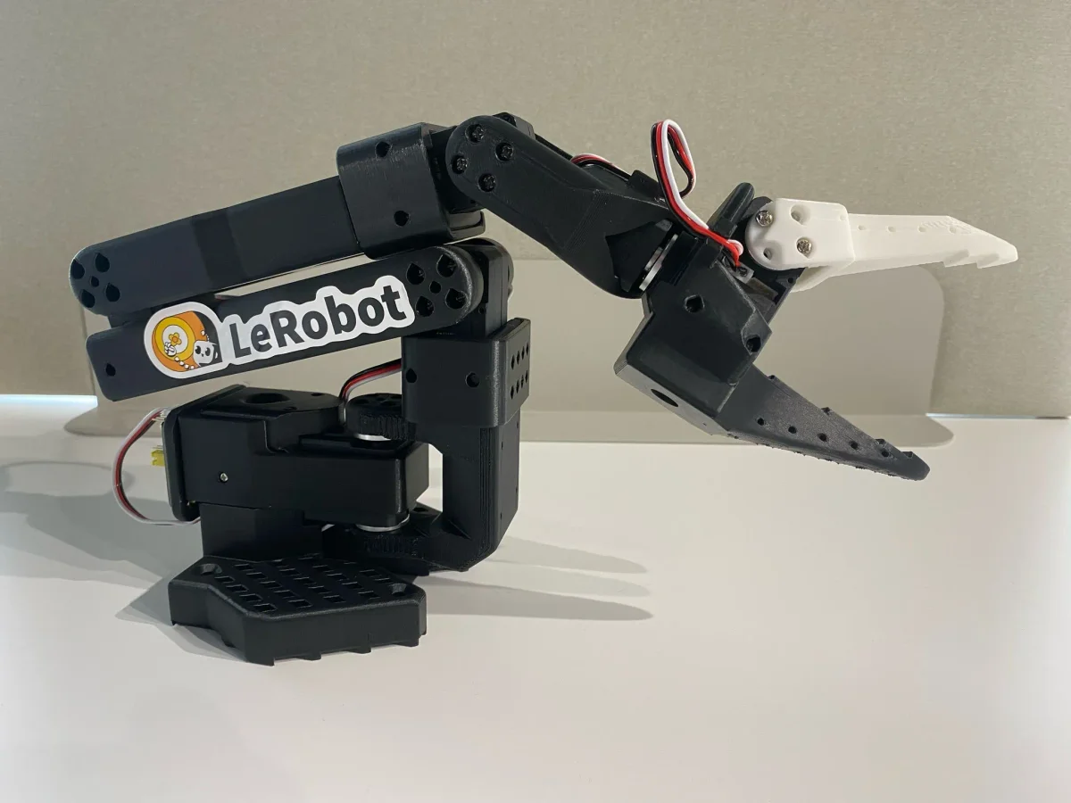 SO-ARM101 Standard Open Arm photo 2